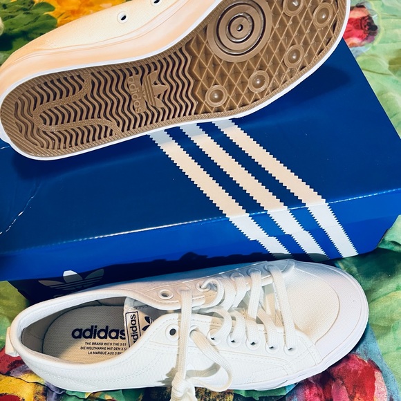 Brand New Adidas - Picture 2 of 11